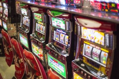 Live-dealer table schedule showing blackjack, roulette, Dragon Tiger, and multi-camera baccarat launches